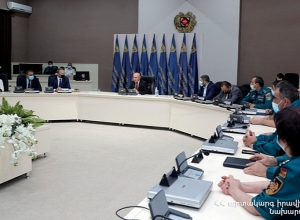 ԱԻ նախարարը ներկայացրել է նորանշանակ տեղակալ Կարեն Սարուխանյանին