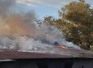 Հրդեհ Կարենիս գյուղում