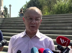 Уверен, что у правительства есть договорённость с турецко-азербайджанским тандемом: Оганян