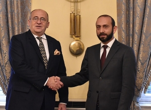 Арарат Мирзоян встретился с министром ИД Польши Збигневом Рау