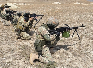 Продолжаются учения подразделений специального назначения