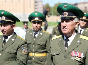 ՀՀ ԱԱԾ սահմանապահ զորքերի զինծառայողները շարային քայլերթով նշեցին ՀՀ անկախության տոնը