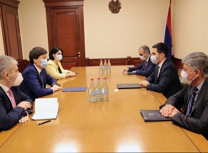 Председатель КГД принял министра экономической и финансовой политики ЕЭК Руслана Бекетаева