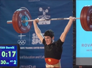 Գառնիկ Չոլակյանը` ծանրամարտի Եվրոպայի պատանիների չեմպիոն