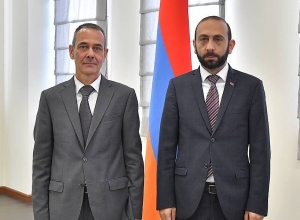 Арарат Мирзоян обсудил вопрос военнопленных с руководителем делегации Международного комитета Красного Креста