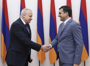 Заместитель председателя НС Акоп Аршакян принял посла РФ в РА