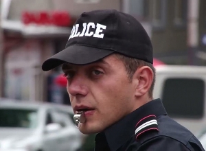 Благодаря патрульной службе почти исчезли пробки на улице Гераци