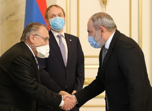 Министр ИД Чехии отметил необходимость исключительно мирного урегулирования нагорно-карабахского конфликта