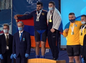 Հայաստանցի Գարիկ Կարապետյանը ծանրամարտի Եվրոպայի ոսկին զիջեց իր հայրենակցին