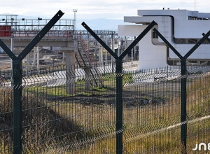 Բաքու-Թբիլիսի-Կարս երկաթուղին եւ Ախալքալաքի «չարթնացած» տնտեսությունը․ jnews.ge