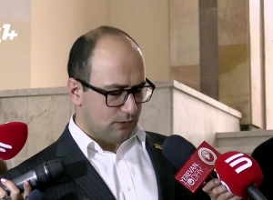 Никол Воваевич Пашинян солгал: брифинг Айка Мамиджаняна: ПРЯМОЙ ЭФИР