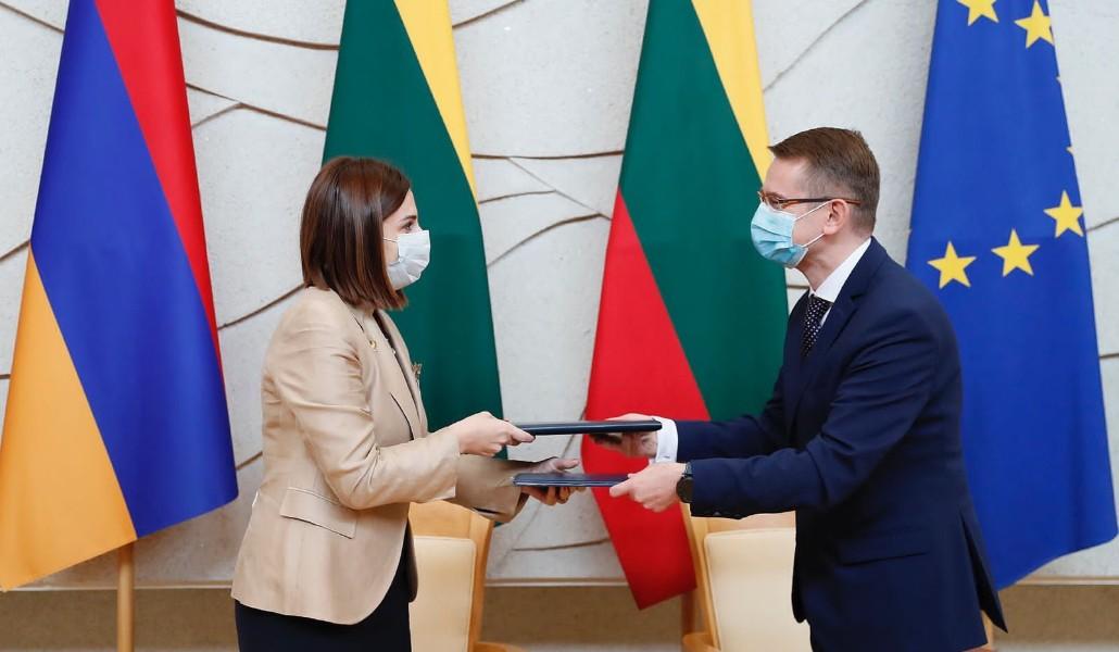 244624615_252312940237962_8366898365253946307_n