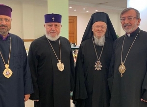 Ամենայն հայոց կաթողիկոսը հանդիպել է Կոստանդնուպոլսի տիեզերական պատրիարքի հետ