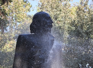 Արձանների «լոգանքի» օրն էր