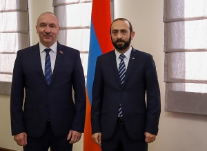 Глава МИД принял посла Беларуси