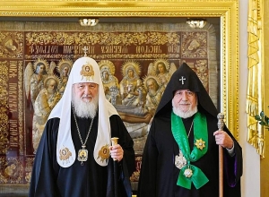 Ամենայն Հայոց Կաթողիկոսը հանդիպել է Մոսկվայի և Համայն Ռուսիո Պատրիարքի հետ