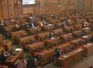 Один из участков, находящихся в центре Парижа, назван в честь Армении - «Esplanade d'Arménie»