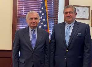 ՀՅԴ անդամները հանդիպել են ԱՄՆ Սենատի Զինված ուժերի հանձնաժողովի նախագահ Ջեք Ռիդին