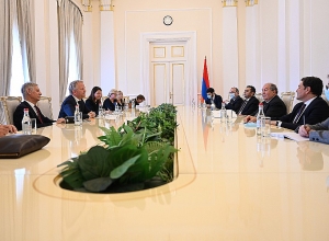 Президент Саркисян принял Мартина Энберга