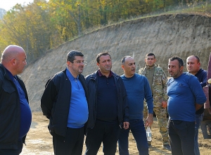 Արցախի նախագահը ծանոթացել է պատերազմի հետևանքով տեղահանված ընտանիքների համար կառուցվող  շենքերի շինարարական աշխատանքներին