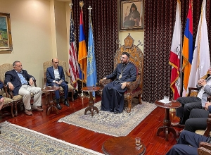 Արտակ Բեգլարյանը Լոս Անջելեսում հանդիպել է Հայ դատի ղեկավարության հետ