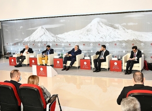 Աշխարհաքաղաքական թեմատիկ քննարկումներ Մտքերի հայկական գագաթնաժողովում