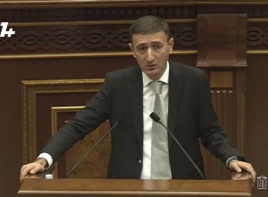 Как так получается, что эти люди опровергают, что они являются членами вашей партии, а вы утверждаете подобное?