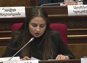 Հադրութն ու Շուշի՞ն եք ազատագրել, որ ըսենց հրճվում եք․ մենակ կարեցանք բացատրենք, որ ծափ չտաք