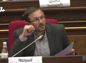 Разве не трудно работать в подчинении у премьера, говорящего разные вещи? Манукян - Саркисяну