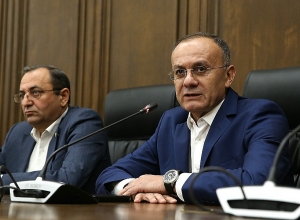 Это оружие в руках государства, оно может использовать его, если захочет защитить интересы народа