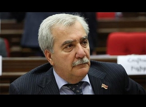 Սահմանի արևելյան հատվածում ԶՈՒ-ն միայնակ չի կարող՝ գործիքներ վերցրեք ու գնացեք այնտեղ․ Քոչարյան