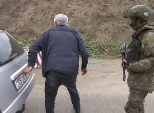 Российские миротворцы обеспечили безопасный въезд и выезд около 1000 автомобилей и 6800 человек в Арцах