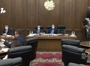 Почему решили Генеральному прокурору и его заместителям давать надбавку в размере 90–120% в месяц?