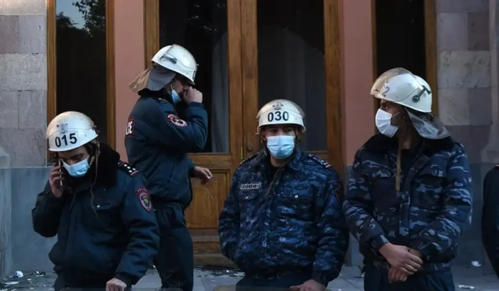 vostikanner-karavarutyun