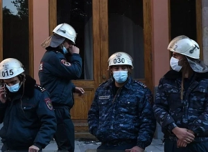 Քաղաքացին ՀՀ վարչապետին սպառնացել է զենքով հասնել նրա աշխատասենյակ. ոստիկանությունում նախապատրաստվում են նյութեր․ Aravot.am