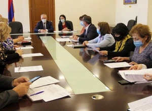 Դպրոցներում պետք է ձևավորել օլիմպիական մթնոլորտ․ Վահրամ Դումանյան