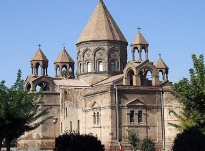 Նոր նշանակումներ Մայր Աթոռում