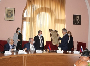 Գիտատեխնիկական համագործակցության ճանապարհային քարտեզ՝ Ռուսաստանի և Հայաստանի ԳԱ ակադեմիաների միջև 