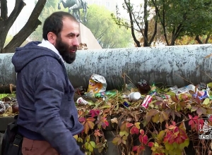 Զինվորական Հակոբը  ամեն օր իր մի քանի րոպեն նվիրում է քաղաքը մաքրելուն