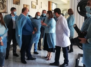 Անահիտ Ավանեսյանն այցելել է Վանաձորի բժշկական կենտրոն