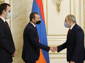 Премьер-министр принял чрезвычайного и полномочного посла Италии в РА