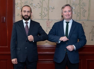 Արարատ Միրզոյանը Ֆրանսիայի ԱԳ պետքարտուղարի հետ անդրադարձել է ԼՂ հակամարտությանը