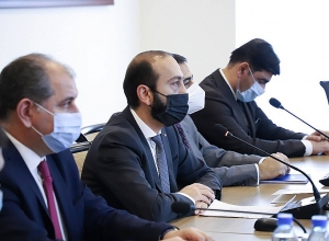 В МИД встретились с главами дипломатических миссий, аккредитованных в РА