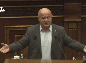 Территория аэропорта общественная, почему таксисту нужно платить 2 миллиона драмов за парковку?