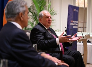 Արմեն Սարգսյանն այցելել է Սինգապուրի ազգային համալսարան