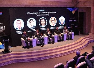 Дискуссия на тему “ ИКТ -инфраструктура как основа цифровой экономики” с участием руководителей телекоммуникационных компаний Армении