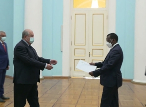 Новоназначенный посол Руанды в Армении вручил верительные грамоты президенту Саркисяну