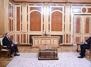 Արմեն Սարգսյանն ընդունել է Հայ ավետարանչական ընկերակցության գործադիր տնօրեն Զավեն Խանջյանին