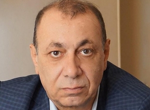 Կյանքից հեռացել է լրագրող Արա Գալոյանը