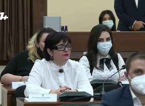 Ո՞վ է էդ անբարոյական ստորագրություն դնողը, որ Տիգրան Մեծ 53 հասցեի լողավազանը քանդեն․ Խաչատրյան